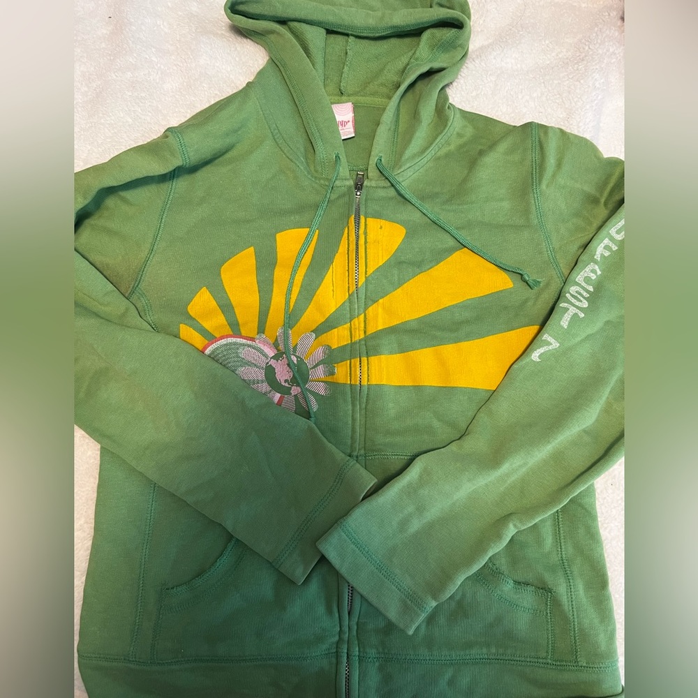 vintage girly zip up